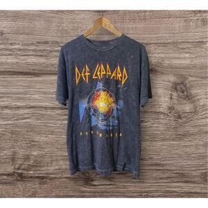 Def Leppard Men's Gray Pyromania T-shirt Circa 2018 Size X-Large